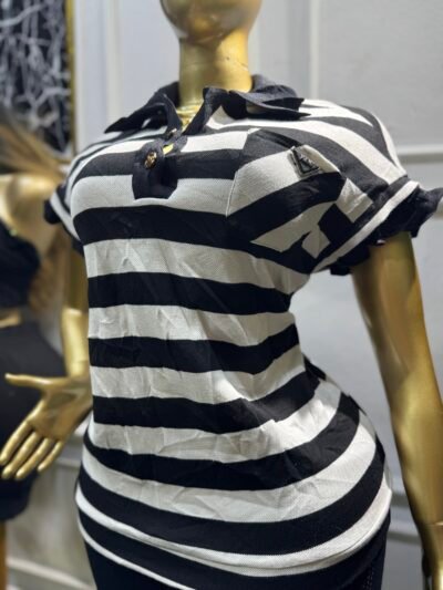 Size 14 colour:black &white