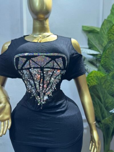 Size 16 :colour-black